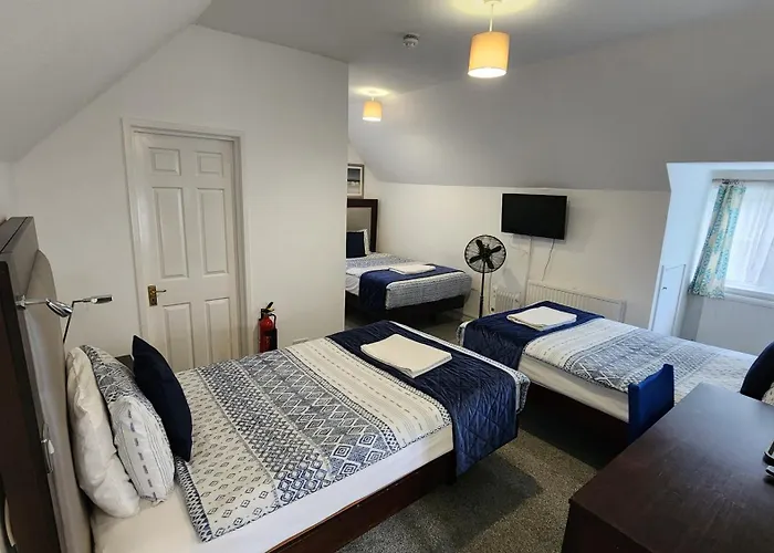 Gatwick Castle B&B Horley 